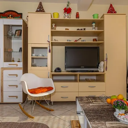 Apartman Tena *