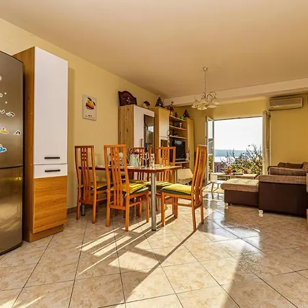 Apartman Tena *